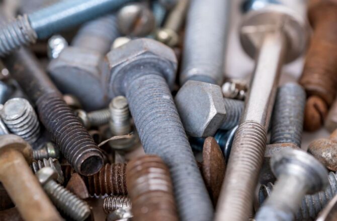 5 Erros ao Contratar Serralheiro em Pouso Alegre: Não Jogue Dinheiro Fora 5 Erros ao Contratar Serralheiro em Pouso Alegre: Não Jogue Dinheiro Fora