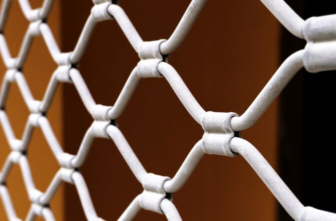 Grades de Proteção Modernas: Segurança sem “Cara de Prisão” em Pouso Alegre Grades de Proteção Modernas: Segurança sem “Cara de Prisão” em Pouso Alegre